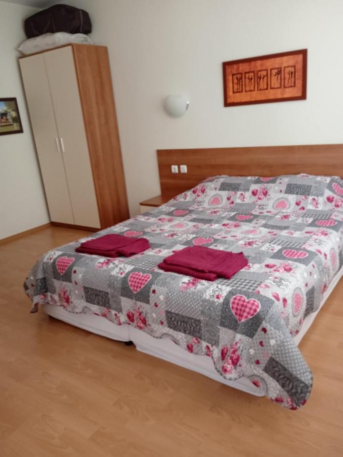 Big Comfortable Apartment With 2 Bedrooms Pollo Resort ซันนีบีช ภายนอก รูปภาพ